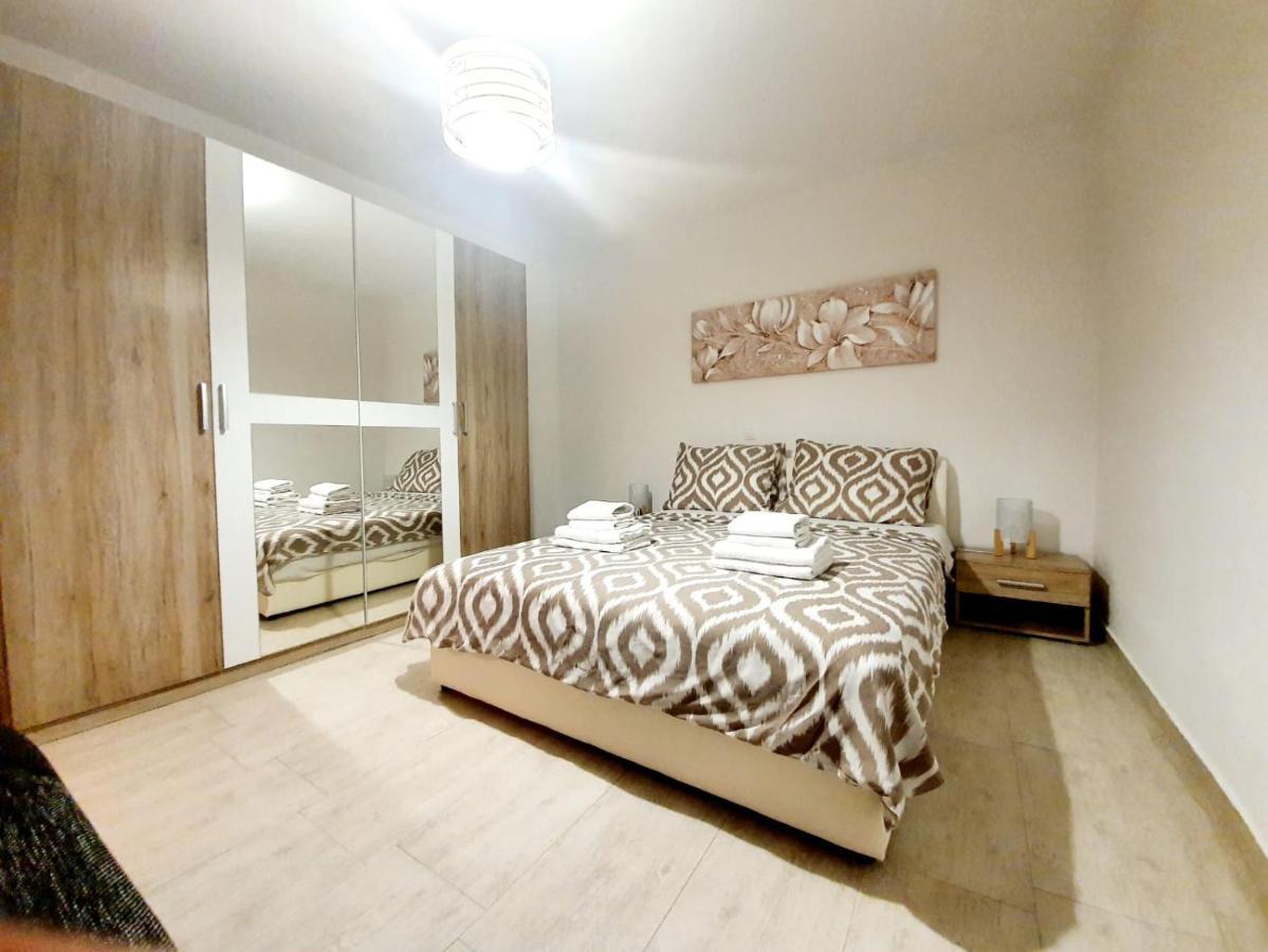 Apartmani Sara Бибинє Екстер'єр фото