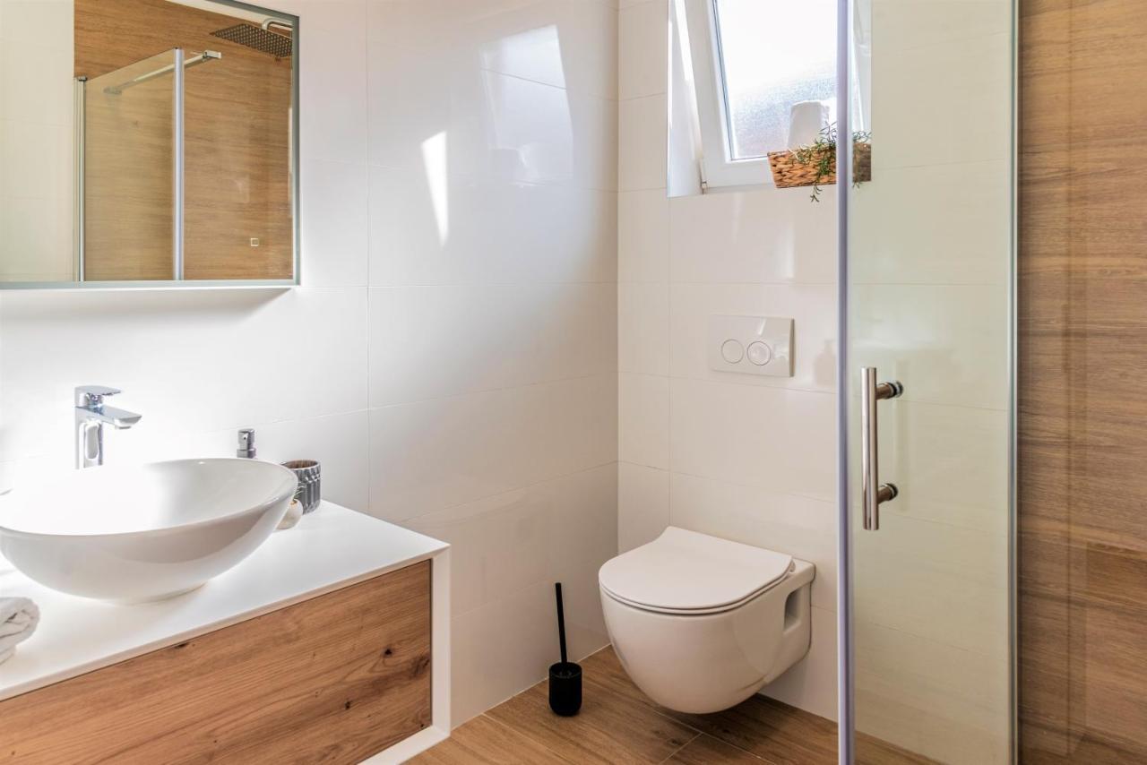 Apartmani Sara Бибинє Екстер'єр фото