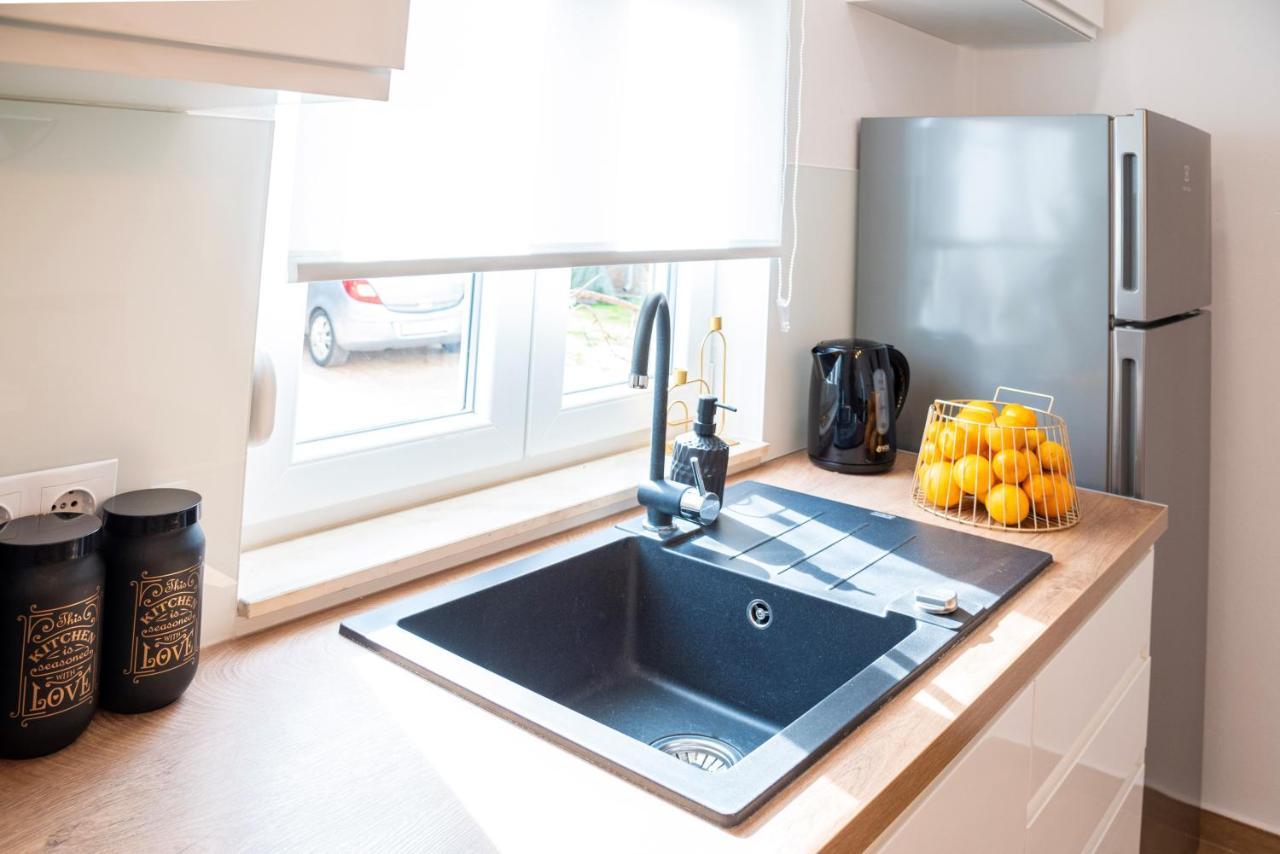 Apartmani Sara Бибинє Екстер'єр фото